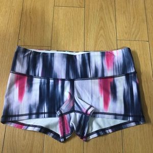 🍋 Lululemon Spandex Shorts